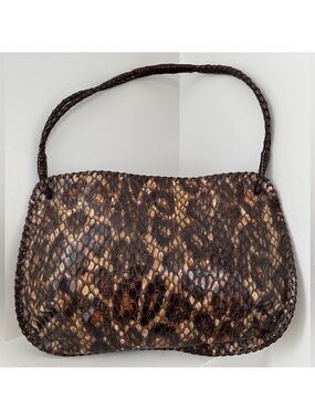 SONDRA ROBERTS Flat Shoulder Bag Textured Snakeskin Animal Print Faux Leather